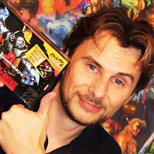 Max Freeman (@toilet_dragon)