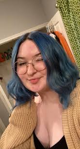 Arctic fox blue jean baby diluted with 2 parts dye and 1 part conditioner :  r/FancyFollicles