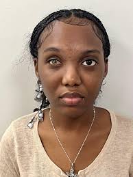 HELPING KAYLA !!! ❤️ 16-year-old Kayla Headley has been diagnosed with  "Left Eye Retinal Holes". She was in urgent need of surgery to prevent her  from going totally blind as her right