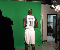 Kevin garnett timberwolves jerseys, tees, and more are at the official online store of the nba. Pictures Show Kevin Garnett Back In No 21 Timberwolves Jersey Photos