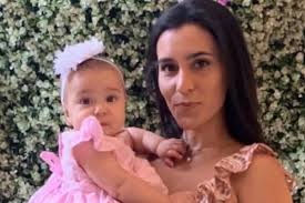 Lorraine Toscano's Instagram, Twitter & Facebook