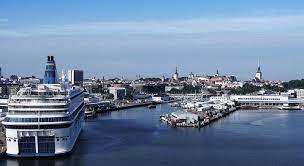 This tour, run by nature lovers fascinated by the country, its vast spaces, culture, history and traditions, promises to reveal an authentic tallinn to travellers. Kreuzfahrthafen Tallinn Estland Alle Infos Und Praktische Tipps