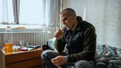 Sarah kohr greift nicht zufällig ein, als der lebensbedrohliche anschlag auf den chinesischen geschäftsmann mian chen in hamburg dessen. Sarah Kohr Schutzbefohlen Film 2021 Moviepilot De