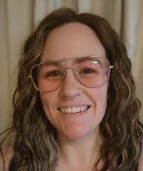 Susie Mccarthy's Instagram, Twitter & Facebook