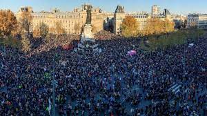 Est dans l'appli radio france direct, podcasts, fictions. En Direct Marche Des Libertes 133 000 Manifestants En France Selon Le Ministere De L Interieur