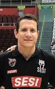 Anderson Luis do Nascimento e Claudio Cardone, os médicos que deixam os  atletas do Sesi Franca e Flamengo saudáveis para as Finais do NBB CAIXA