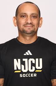 Dennis Ulloa's Instagram, Twitter & Facebook