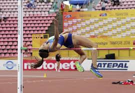 (fbk games) hengelo, netherlands, june 06 — the reigning 10,000 world champion made an eloquent statement about her tokyo chances in the longest track event by shattering the world record at the fbk games. Tampere Finnland Am 12 Juli Anna Hall Usa Amerikanischer Leichtathlet Auf Heptathlonereignis In Der Iaaf Welt U20 Redaktionelles Bild Bild Von Markierungsfahne Mexikanisch 134329125