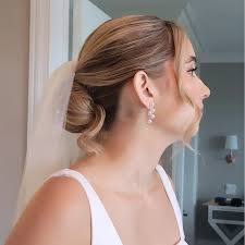 I keep coming back to my camera roll from this day...@elizabethsayko such a  classic beauty inside and out! #bridalhair #sjbridalhairstylist  #saltairbridalhair #saltairbridal #salt_air_hair #weddinginspo #weddingstyle