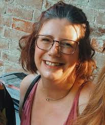 Hello I thought I would give you a quick introduction to myself. I have  been an English Teacher for 13 years, with experience in teaching KS3, GCSE  and A-Level. I have worked