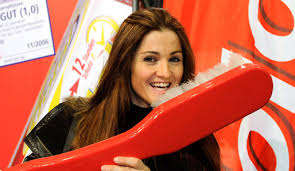Lida is a close friend of. Wintersport Seite 10