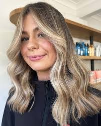 Vicki Charron's Instagram, Twitter & Facebook