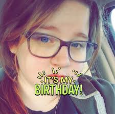 Heyyy, I've gone into the Toy Story Realm but only found 1 set of paw  prints? Is this right? T.i.a 🖤