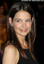 Stadt über 1 000 ideen zu. Frisuren Bilder Katie Holmes Mit Langen Glatten Haaren Frisuren Haare