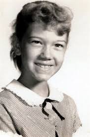 Jennifer Cuthbertson's Instagram, Twitter & Facebook