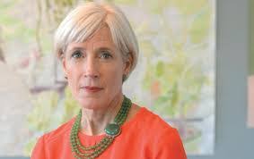 Elizabeth Lynes's Instagram, Twitter & Facebook