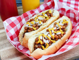 They are soft, sweet, and in a yummy sauce that any dog would enjoy. Franks N Beans Hot Dog