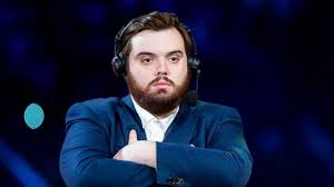Ibai llanos explaining things refers to two viral videos of spanish youtuber and esports announcer ibai llanos explaining a subject while rapidly writing and drawing on a whiteboard. El Sorprendente Nuevo Record Que Logro Ibai Llanos En Twitch Quever
