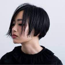 レディース向けのショートヘア 誰でも似合う髪型book hair 髪型 黒髪ショート ストレート ヘアカット