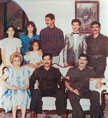 يزوّج صدام ابنته رغد إلى حسين كامل ليعزز من علاقته مع عائلة والده المجيد. Ø§Ù„Ù†Ø§Ø¬ÙˆÙ† Ù…Ù† Ø¹Ø§Ø¦Ù„Ø© ØµØ¯Ø§Ù… Ø­Ø³ÙŠÙ† Ø£ÙŠÙ† Ù‡Ù… Ø§Ù„Ø¢Ù†