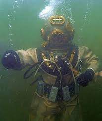 Chinese Hard Hat Diver Deep Sea Diver Art Deep Sea Diving Sea Diver