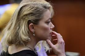 Amber Heard dobit će ovrhu ako ne bude mogla platiti odštetu Jonnyju Deppu:  'Žalit ću se na presudu'