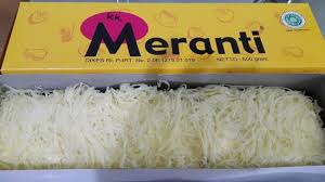 Pelanggan yang datan ternyata tidak terbatas pada turis lokal yang datang ke medan, namun juga turis dari manca negara seperti malaysia, singapura, jepang dan china. Cheese Roll Cake Topped With Cheese Picture Of Bolu Meranti Medan Tripadvisor