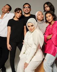 Gaya baju muslimah stylist ~ modest islamic men clothing zilingo shopping … read more gaya baju muslimah stylist ~ modest islamic men clothing zilingo shopping indonesia. True Colors Dan Cabaran Dunia Stylist Yang Anda Nampak Gah Dan Glamor Tapi Sebenarnya Gempak