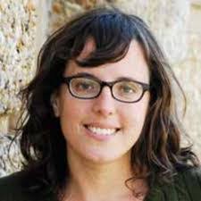 Erin Buckmaster's Instagram, Twitter & Facebook