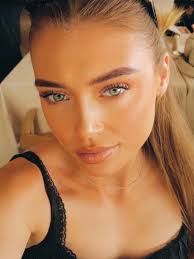 BELLA (@bellamckeee) • Instagram photos and videos