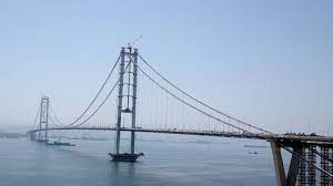 Osman gazi bridge is the world's fourth largest suspension bridge with a span of 1,550 meters. World S 4th Longest Suspension Bridge Opens In Turkey
