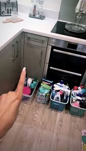 Mix vinegar and water and clean the cabinets, using a sponge or soft clean cloth. Mrs Hinch Explains How To Clean Every Room In Your House From The Kitchen To The Loo Mirror Online