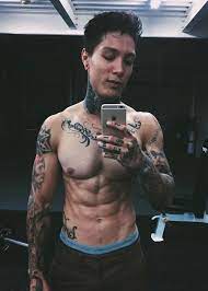 Chris heria's 19 tattoos & their meanings. Chris Heria 2021 Dating Net Worth Tattoos Smoking Body Facts Taddlr
