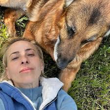 Adele Freeman's Instagram, Twitter & Facebook