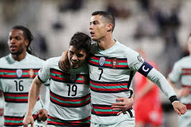 Pada kualifikasi euro 2020 ini, timnas prancis yang sebagai juara dunia 2018 berada pada group yang cukup sulit, karena satu group dengan portugal, jerman dan hungaria. Jadwal Euro 2020 Malam Ini Bigmatch Prancis Vs Jerman Kumparan Com
