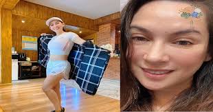 Phi Nhung táo bạo cởi áo khoe thân: Ngỡ ngàng với thân hình ở tuổi ngoài 40 