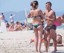 Find out more about the girlfriend of popular psg star marco verratti. Laura Zazzara Instagram One Of The Facts About Laura Zazzara Jaden S Info