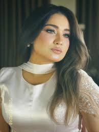 Image result for tbn:Ao0Usy--_pPGEM::www.mekshat.com/pix/upload/images49/mk42658_houssparrow.jpg