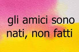 Frasi per migliori amiche corte. Frasi Per Amiche Frasi E Dediche Per Un Amica