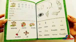 Las dobles láminas presentan una escena llena de elementos en la que hay que encontrar animales muy divertidos y especiales, y también contar los que se repiten. Pinkextrem Variedades Nacho Lee Silabario Y Libro De Lectura Inicial Coleccion Nacho Facebook