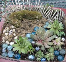 We did not find results for: Potionsmith Spooky Beach Fairy Garden