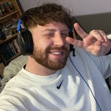 Shane Strand's Instagram, Twitter & Facebook