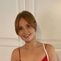 Molly Seitz's Instagram, Twitter & Facebook