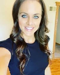 Kelsey Prescott's Instagram, Twitter & Facebook