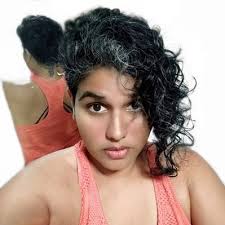 Julia Coronado Pin (@yyunauta)