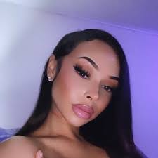 Abigail Goddard's Instagram, Twitter & Facebook