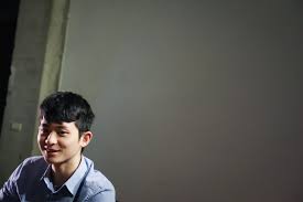 我爷爷今年七十五岁奶奶七十三岁。 过去他们 都是工程师。 我哥哥叫丁明今年二十岁在大学历史系学习他是三年级的学生。 我妹妹叫丁花不到六岁她还去幼儿园。 å¾žå­¸éœ¸è®Šè„«å£ç§€ç¶²ç´…åšæ©æŠŠå–œåŠ‡ç•¶å­¸å•åˆ†æž æ–‡åŒ– ä¸­å¤®ç¤¾cna