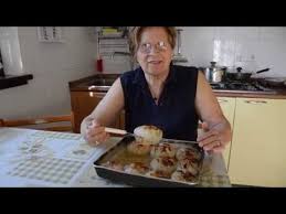 Maybe you would like to learn more about one of these? Le Cipolle Al Forno A Piacere Ricetta Della Nonna Maria Youtube