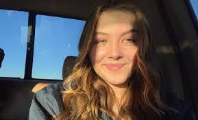 Samantha Mcdevitt's Instagram, Twitter & Facebook