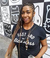 Pics Yemi Alade Hundreds Of Women From Africa To America Join The Fulani Braids Revolution African Hairstyles African Braids Hairstyles Pictures Hair Styles